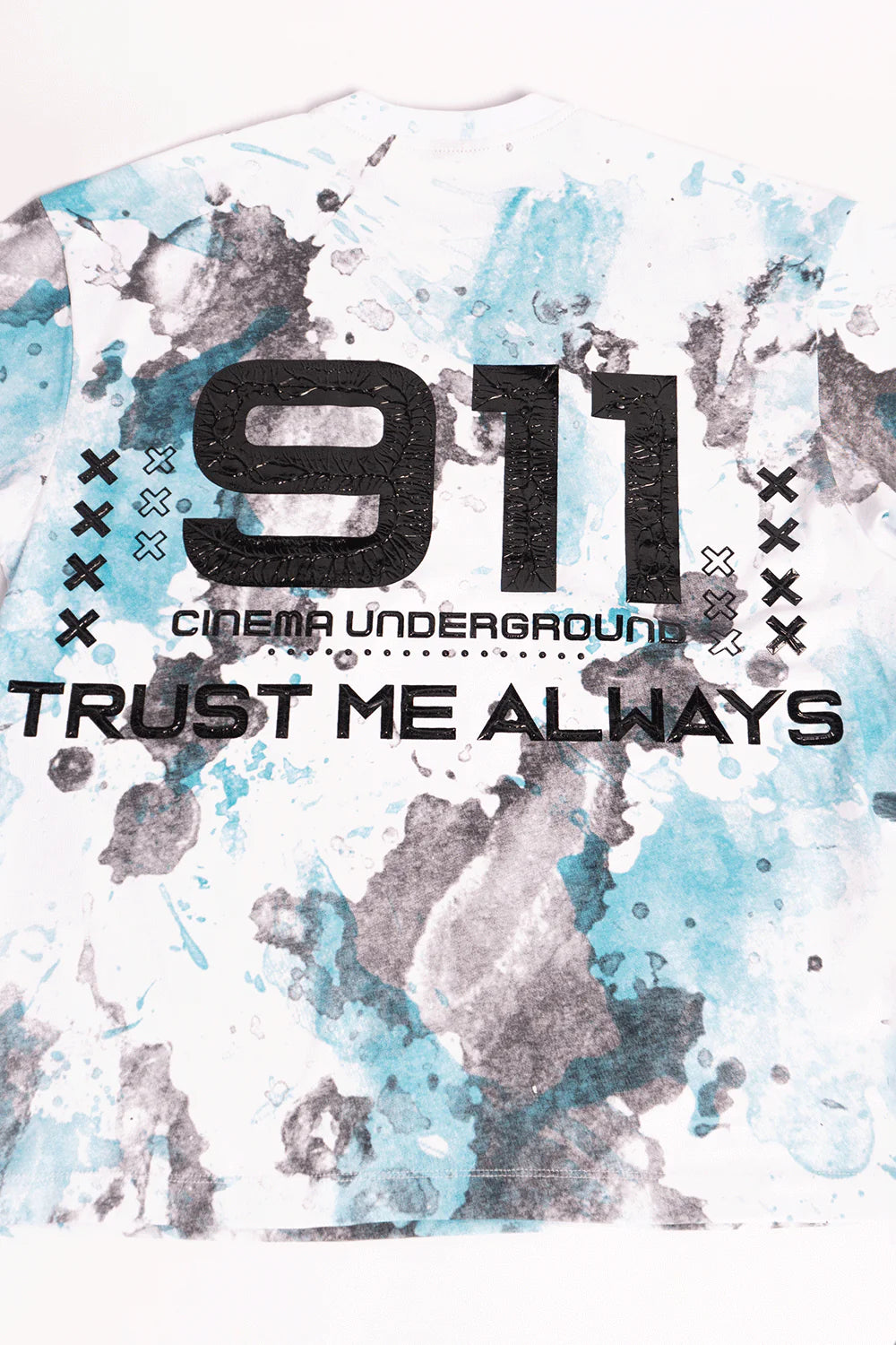 Playera Oversize Boxy Fit Trust Me 911