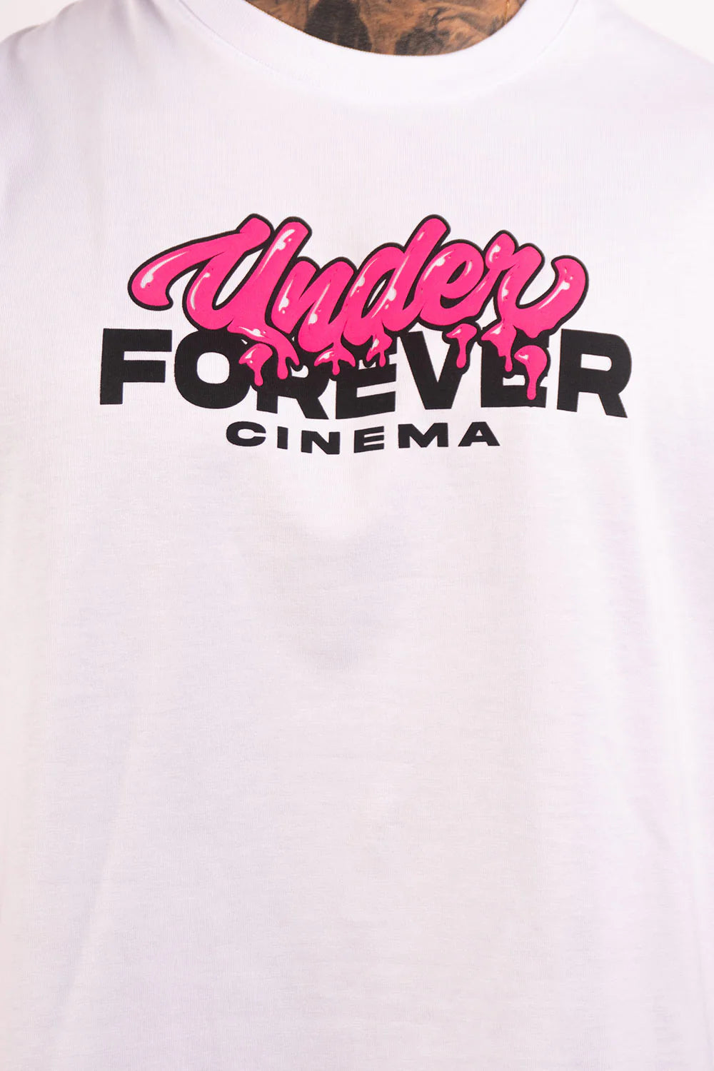 Playera Oversize Boxy Fit Under Forever